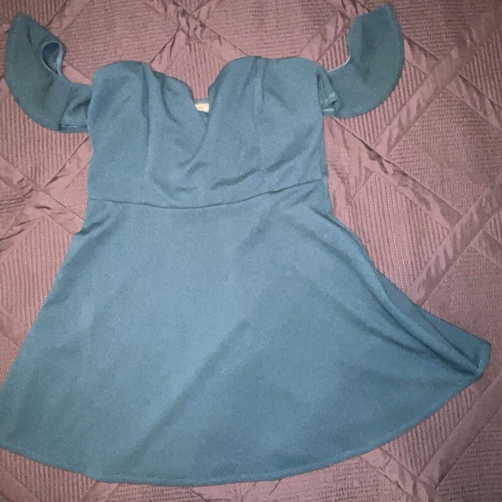 Charlotte Russe Dress Off Shoulder Flutter Sleeves Emerald Green Women’s Size XL